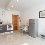 Cozy Studio Apartment